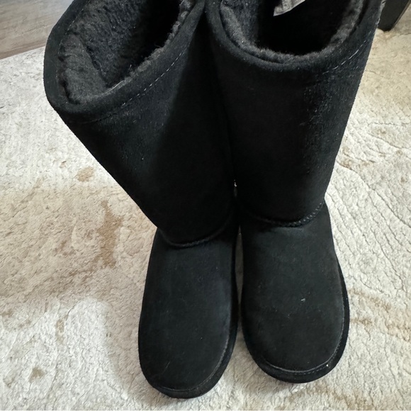 BearPaw Black Boots women’s size 8. Great condition. - Picture 5 of 7